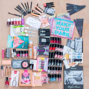 Set De Maquillaje Beauty Power 93 Unidades