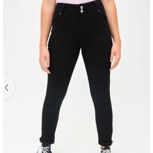 Jeans 1 Botón Super Skinny Opposite