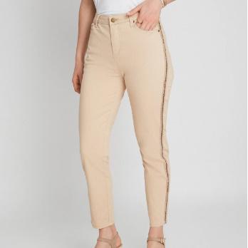 Jeans Slim Con Aplicación En Costado Lorenzo Di Pontti