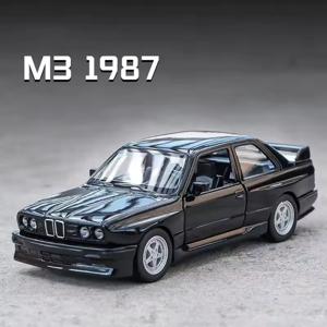 Auto a Escala 1/36 BMW M3 1987 Cuerpo Metálico, con Luz y Sonido