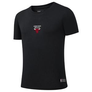 Polera Estampado Espalda Chicago Bulls Regular Fit