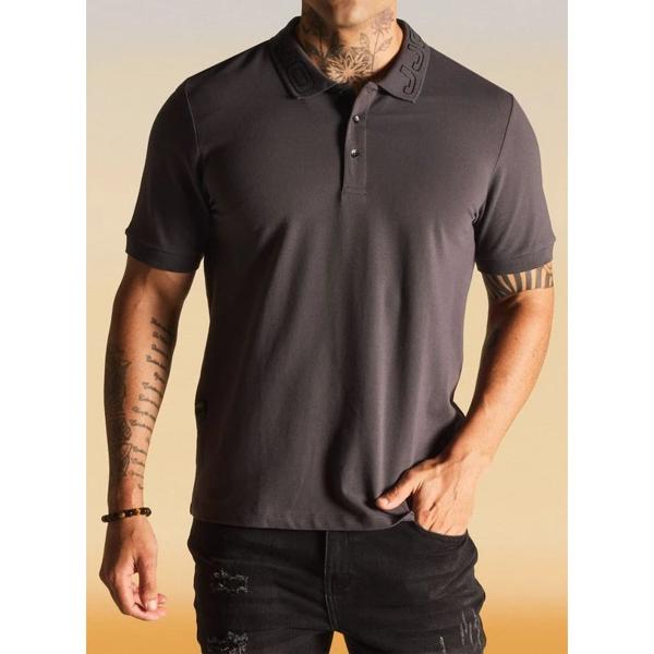 Polera Cuello Estampado