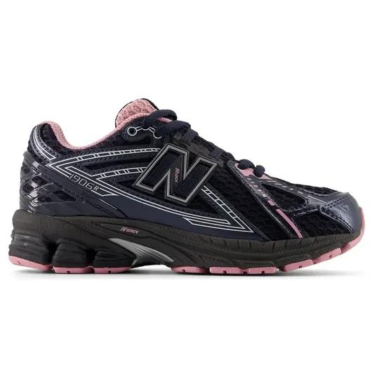 Zapatillas Urbanas Niños New Balance 1906 R Negras/Rosada