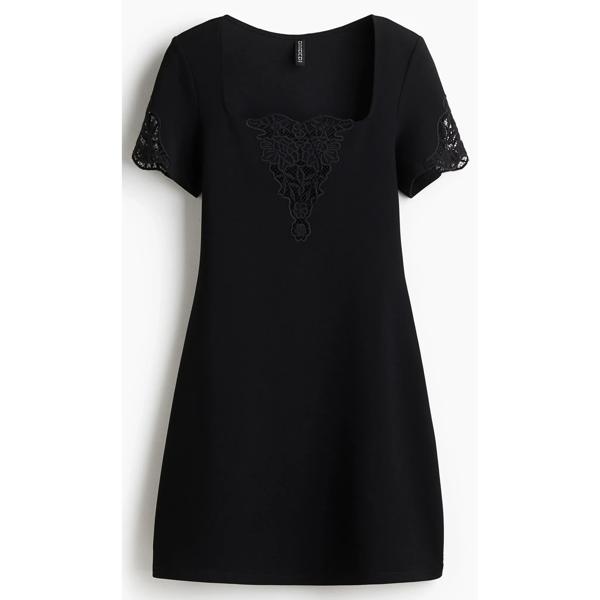 Vestido con detalles bordados