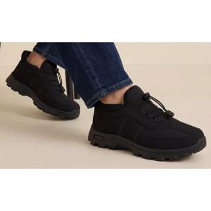 Zapatilla Urbana Cordón Elasticado y Forro Peludo Hombre