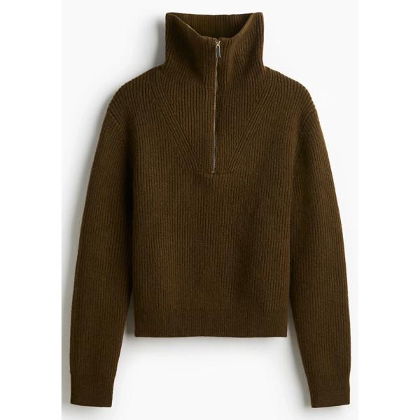 Sweater en punto acanalado con medio cierre