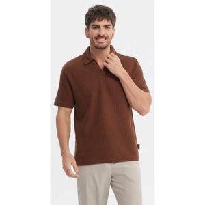 Polera Hombre Slim Cuello Polo Café