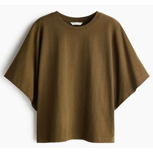 Polera con mangas murciélago