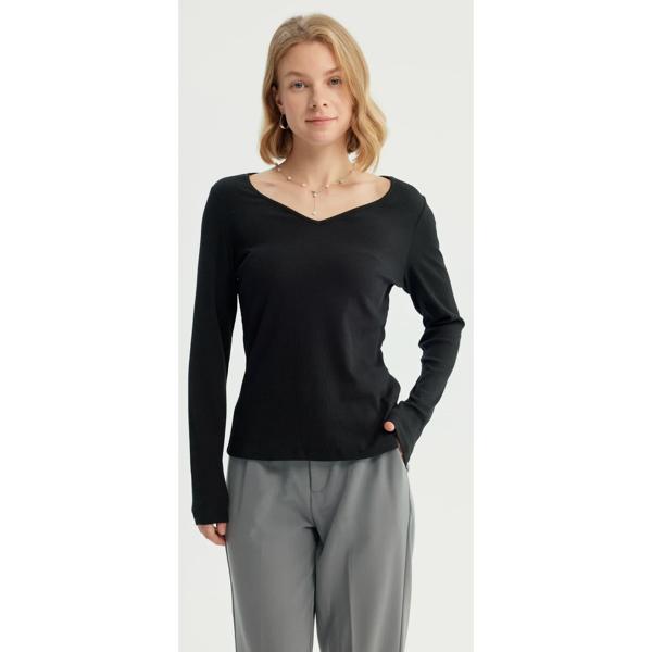 Polera Mujer Slim Negro